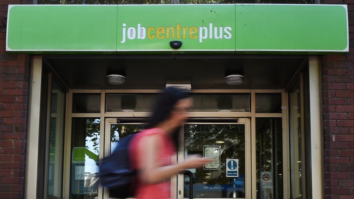 UK develops AI CV-writing tool for jobseekers